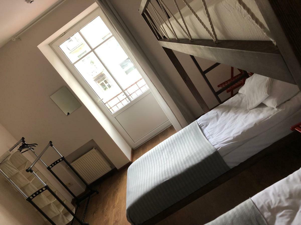 Rock'N'Hostel Вильнюс Экстерьер фото